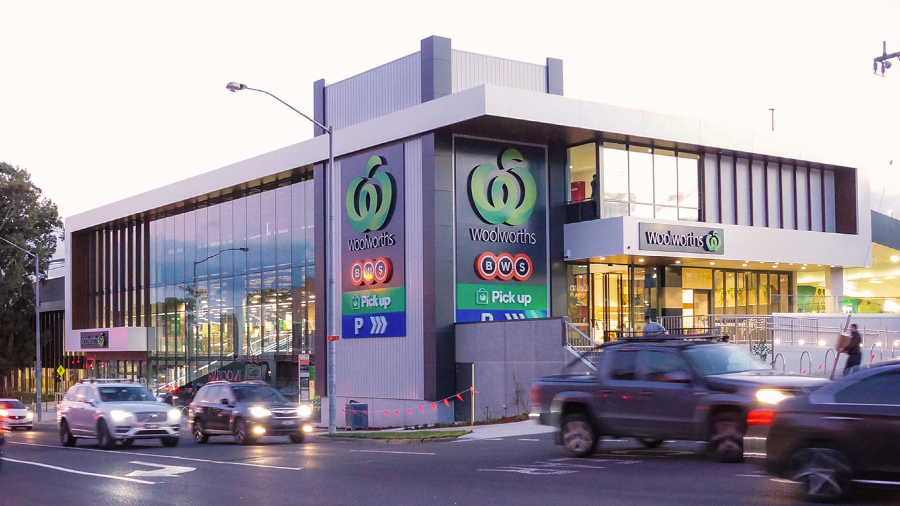 Download SOLOS KlymetControl® Woolworths Heidelberg Case Study